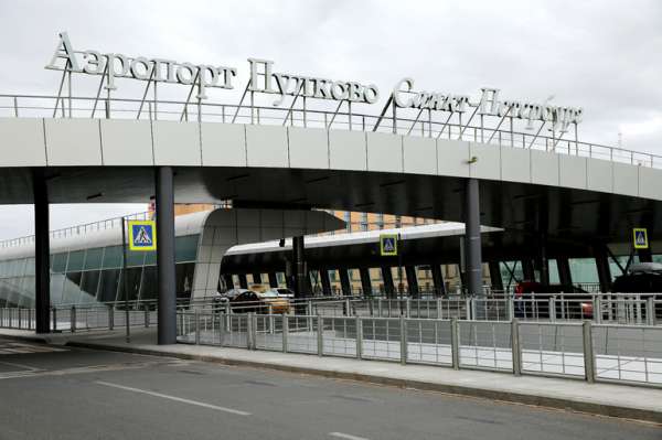 В Пулково 5 мая отменили 13 рейсов и задержали еще 2
