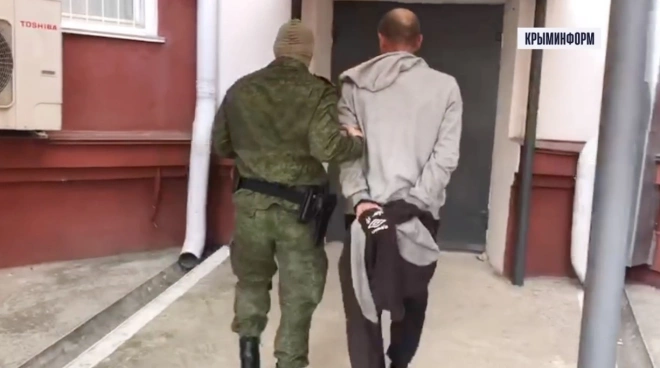 В Крыму ФСБ задержала гражданина Украины, подозреваемого в участии в нацбатальоне0