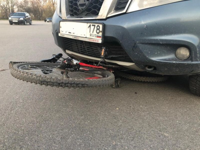 С начала мая на дорогах Петербурга и Ленобласти пострадали  19 велосипедистов2