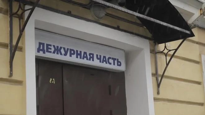 В Петербурге задержали поджигателя двух иномарок из Ленобласти