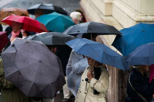 Колесов предупредил петербуржцев, что погода в ближайшее время будет меняться постоянно