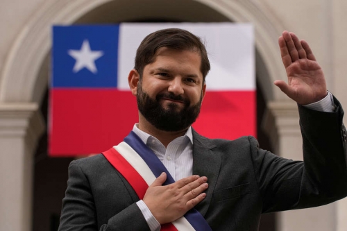 Президент Чили назвал радостью для Латинской Америки победу Петро на выборах в Колумбии 