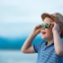 Вашему ребенку обязательно нужны солнцезащитные очки. Почему, объясняет врач