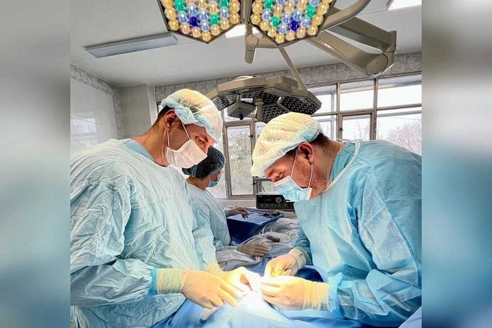 Провели ювелирную работу: самарские хирурги спасли новорожденного с редкой патологией