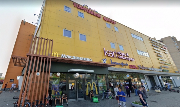 ТЦ в Невском районе требует повысить аренду для обновленного McDonald’s