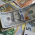 Россиянам разрешили зачислять валюту от продажи бумаг на зарубежные счета