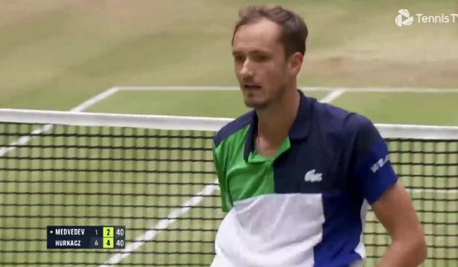 Даниил Медведев проиграл Хуберту Хуркачу в финале турнира ATP в Галле