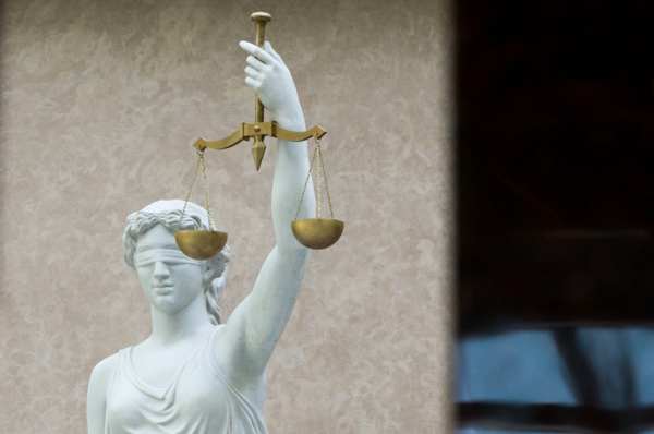 Суд в Петербурге вынес приговор по делу о хищении 58 млн рублей у Минобороны