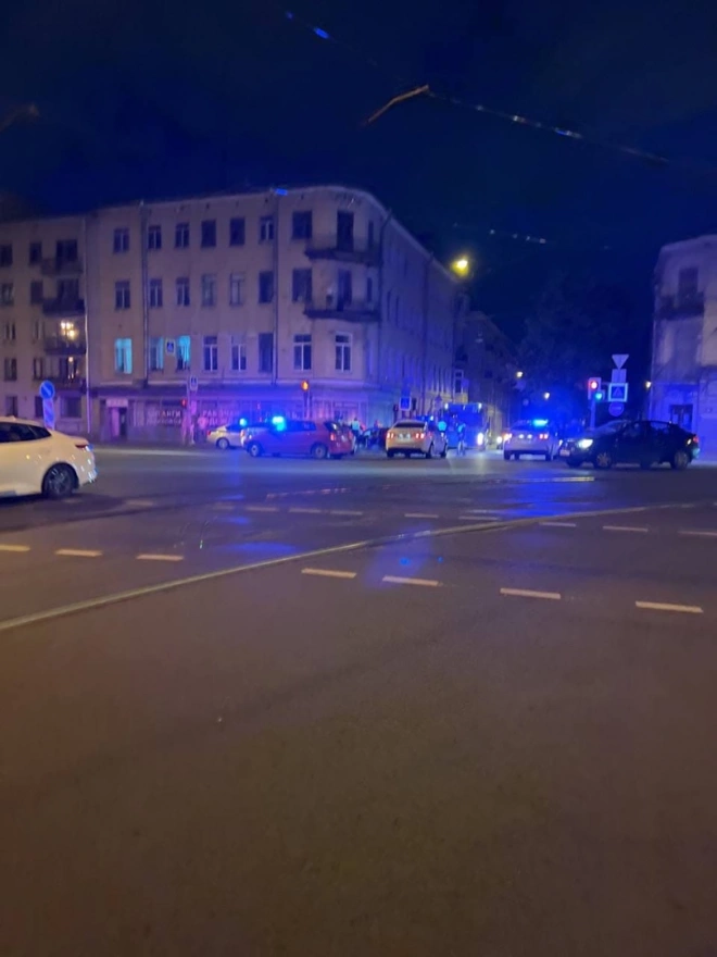 Иномарка Audi убегала от патрульной машины и врезалась в Kia на Лиговском проспекте1