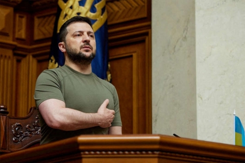 Зеленский заявил, что Украина не отказывается от пути в НАТО 