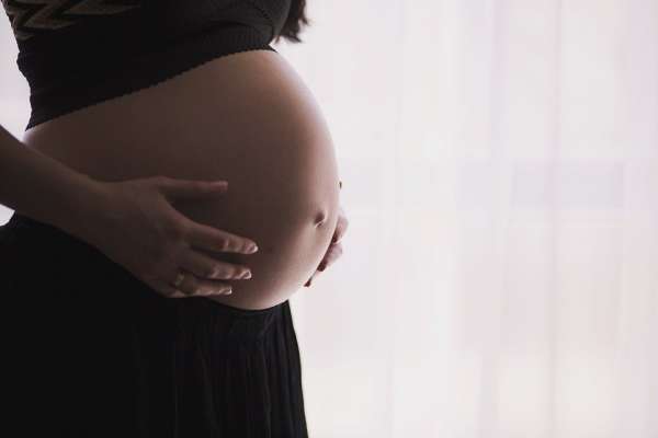Беременные с севера Петербурга рискуют родить быстрее, чем доедут до доступных роддомов