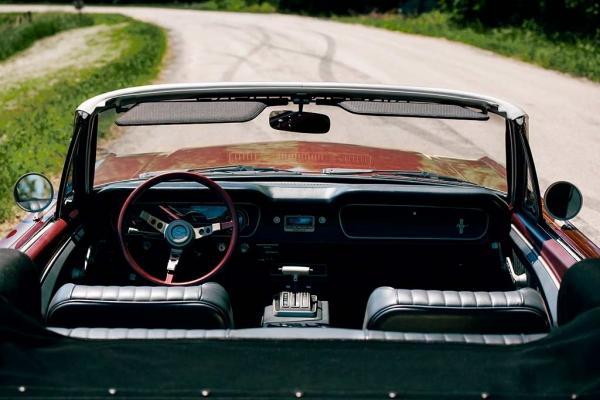 Роскошный рестомод Ford Mustang 1964 «Caged» от ателье Ringbrothers