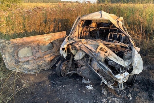 В Челябинской области водитель заживо сгорел в автомобиле после ДТП 