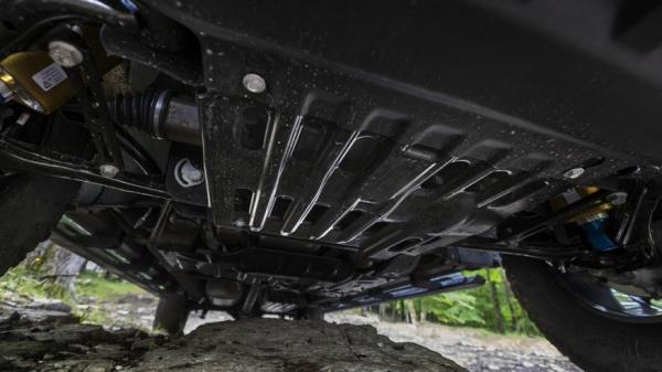 Chevrolet Silverado ZR2 Bizon получил форсированный турбодизель и новые внедорожные шины