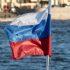 В Петропавловской крепости провели патриотическую акцию в честь Дня Государственного флага