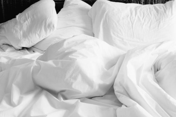 Опасно для общества: Ученые заявили, что недосып порождает злость и жадность