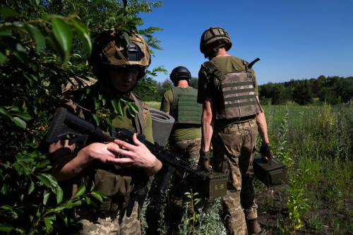 Кабмин Украины разрешил командирам подразделений заверять завещания военнослужащих 