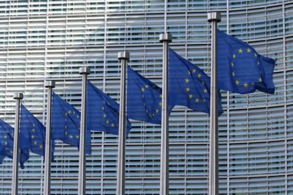 Евросоюз утвердил решение о приостановке упрощенного визового режима с Россией