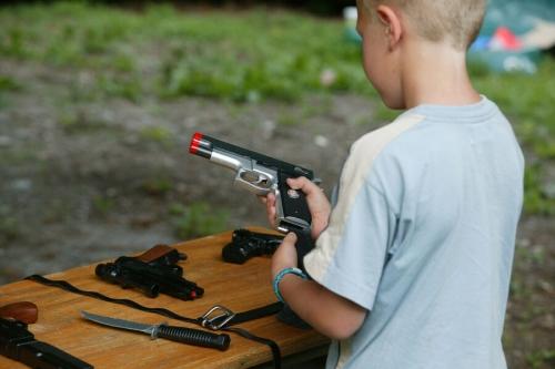 В США в школу вызвали полицию из-за ученика с игрушечным пистолетом 