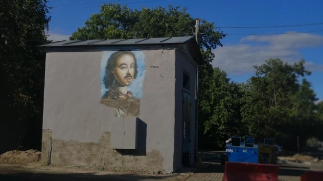 На туристическом сервисе Russpass появился раздел с прогулками по местам  уличного искусства в Петербурге
