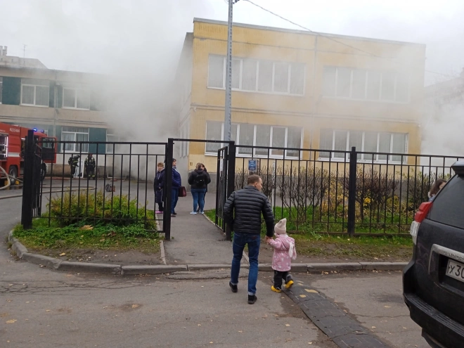 На Пионерстроя из детского сада эвакуировали 111 человек из-за загоревшегося кабеля1