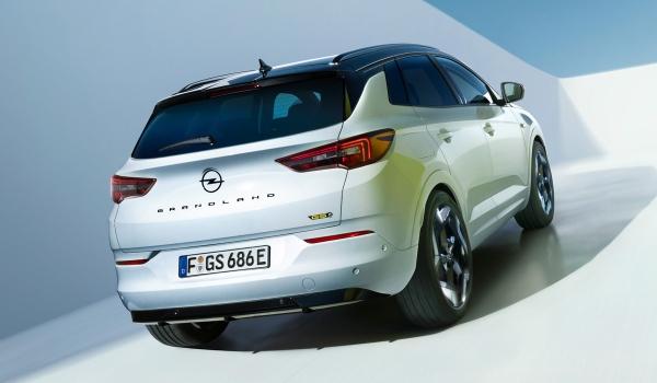 Драйверский Opel Grandland GSe: новая топ-версия