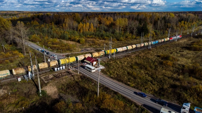 18 ДТП произошло на переездах Октябрьской железной дороги за девять месяцев