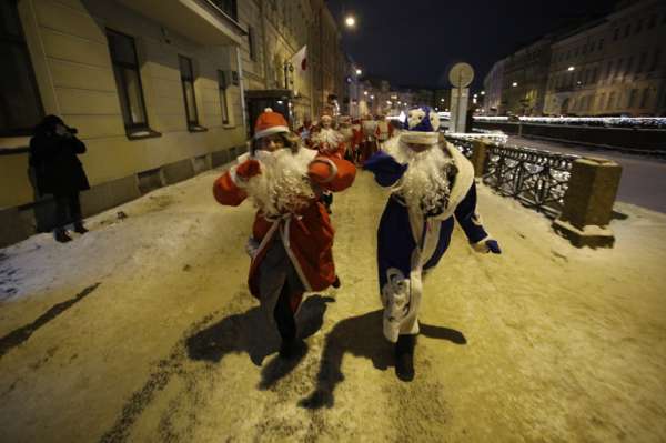 Поезд Деда Мороза из Великого Устюга приедет в Петербург 6 января