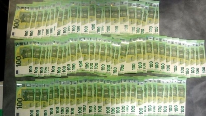 За сентябрь выборгские таможенники 38 раз пресекли незаконный провоз валюты 
