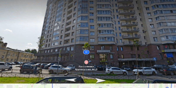 На Дибуновской неизвестные домушники вынесли из квартиры двух гендиректоров имущества на 12,7 млн