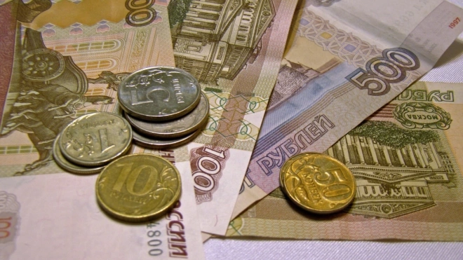Лже-банкир обманул пенсионерку из Соснового Бора на 300 тыс. рублей