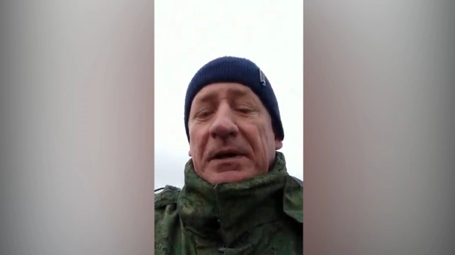Челябинский депутат Веклич показал на видео способ подорвать танк пачкой сигарет0