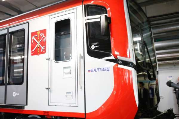 В ноябре красная ветка метрополитена пополнится новым поездом «Балтиец»