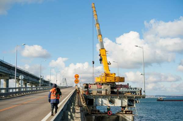 Вице-премьер РФ: железная дорога на Крымском мосту заработает в сентябре 2023 года