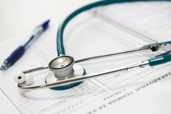 «Пути медицинской бюрократии неисповедимы»: в Петербурге мужчина получил больничный лист у гинеколога