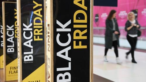 Аналитики предрекли снижение активности покупателей в «Черную пятницу» почти на треть в этом году 