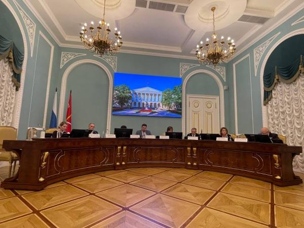 Все поправки депутатов к бюджету Петербурга 2023 года отклонили