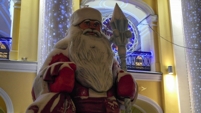 В Петербурге выросли цены на вызов Деда Мороза и Снегурочки