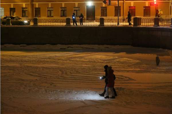 В Петербурге больше нельзя выходить на лед
