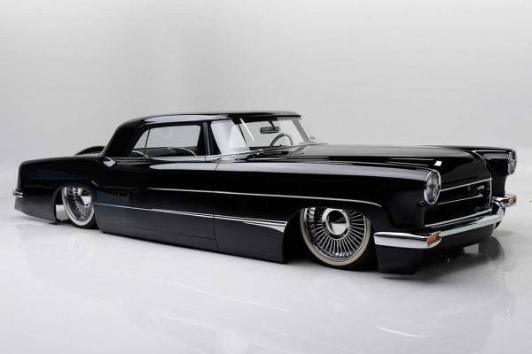 На торги выставлен доработанный Lincoln Continental 1956 с 850-сильным мотором