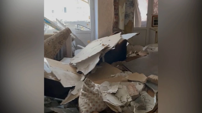 В городе Камызяк Астраханской области в одном из домов взорвался газ0