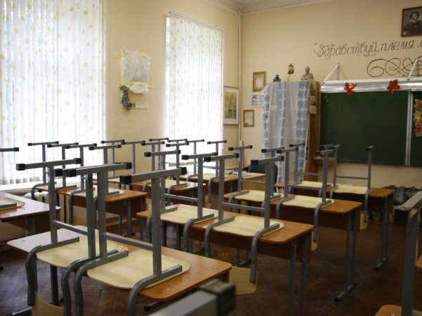 В Петербурге частично закрыли полтысячи школьных классов закрыли из-за вирусов