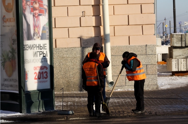 За 2022 год спрос на дворников в Петербурге вырос почти на 70%