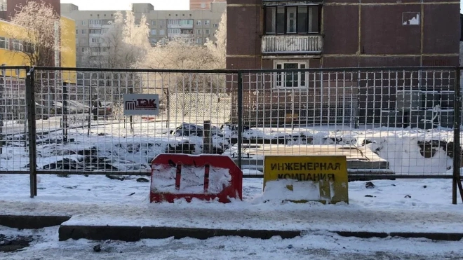 Авария на Дыбенко оставила без тепла почти 150 домов без тепла
