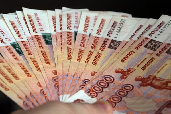 Петербуржцы потеряли миллионы и влезли в кредит из-за мошенников