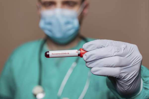 В России проведено 321,9 миллиона лабораторных исследований на коронавирус