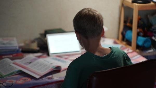 Девятилетний петербуржец подвергся сексуальному насилию в школьном туалете