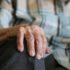 Неизвестный заклеил рот 94-летней пенсионерке на проспекте Науки и украл у нее две тысячи рублей