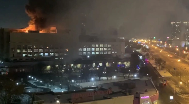 Пожар произошел на Микояновском мясокомбинате в Москве0