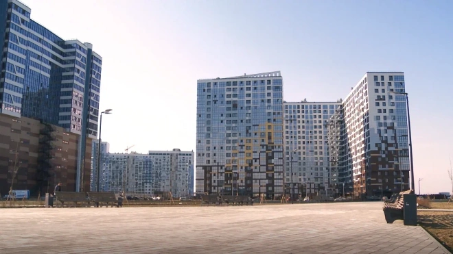Объём инвестиций в землю под строительство жилья в Петербурге упал на 40%